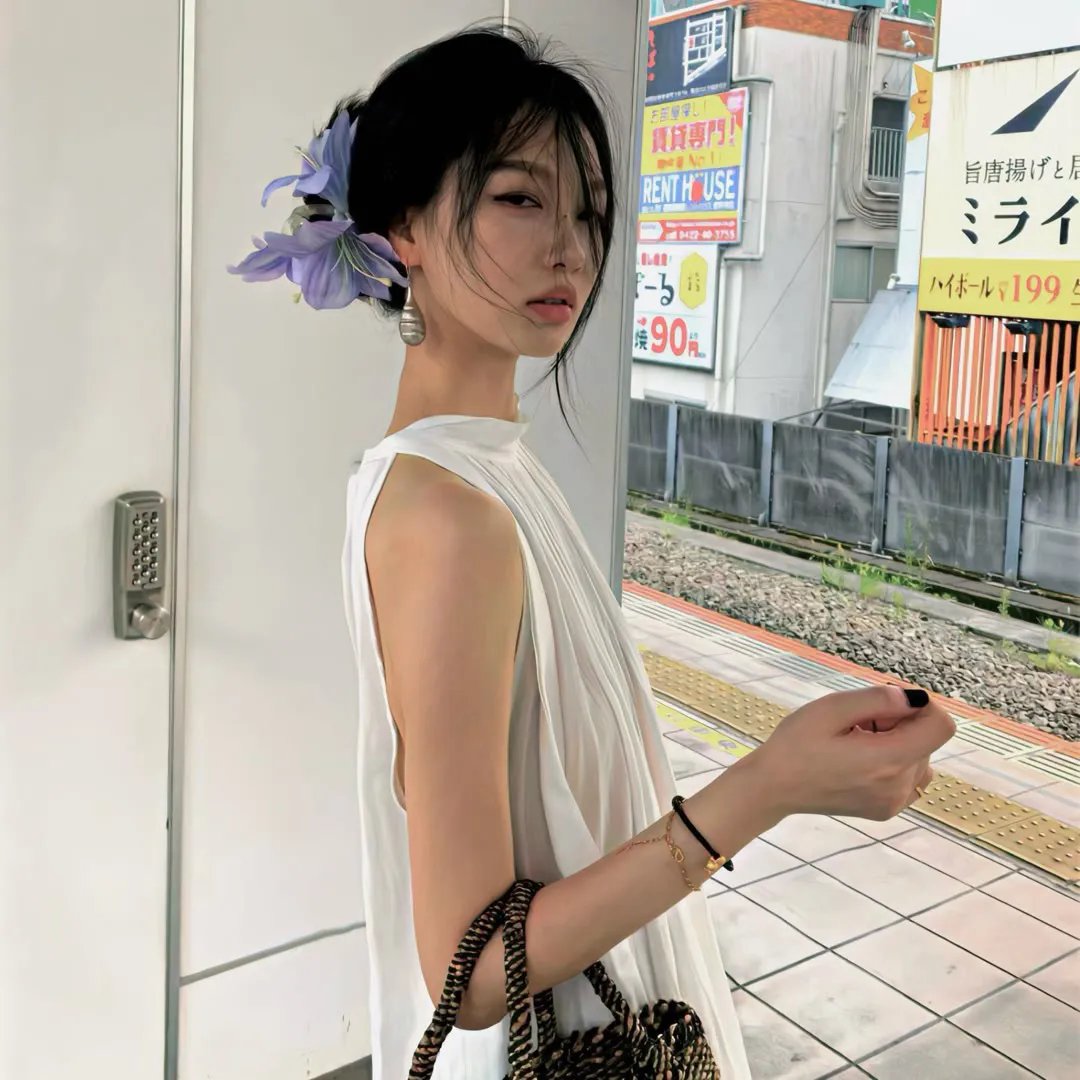 奇谈封面