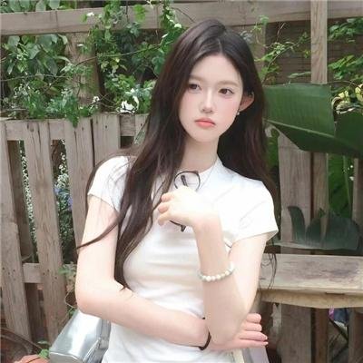 霸王艳后封面